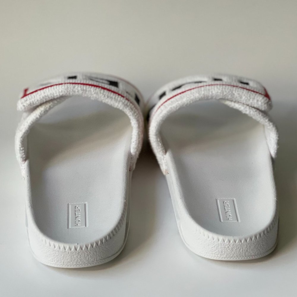 HUNTER Original White Terry Slide Sandals - Picture 6 of 11